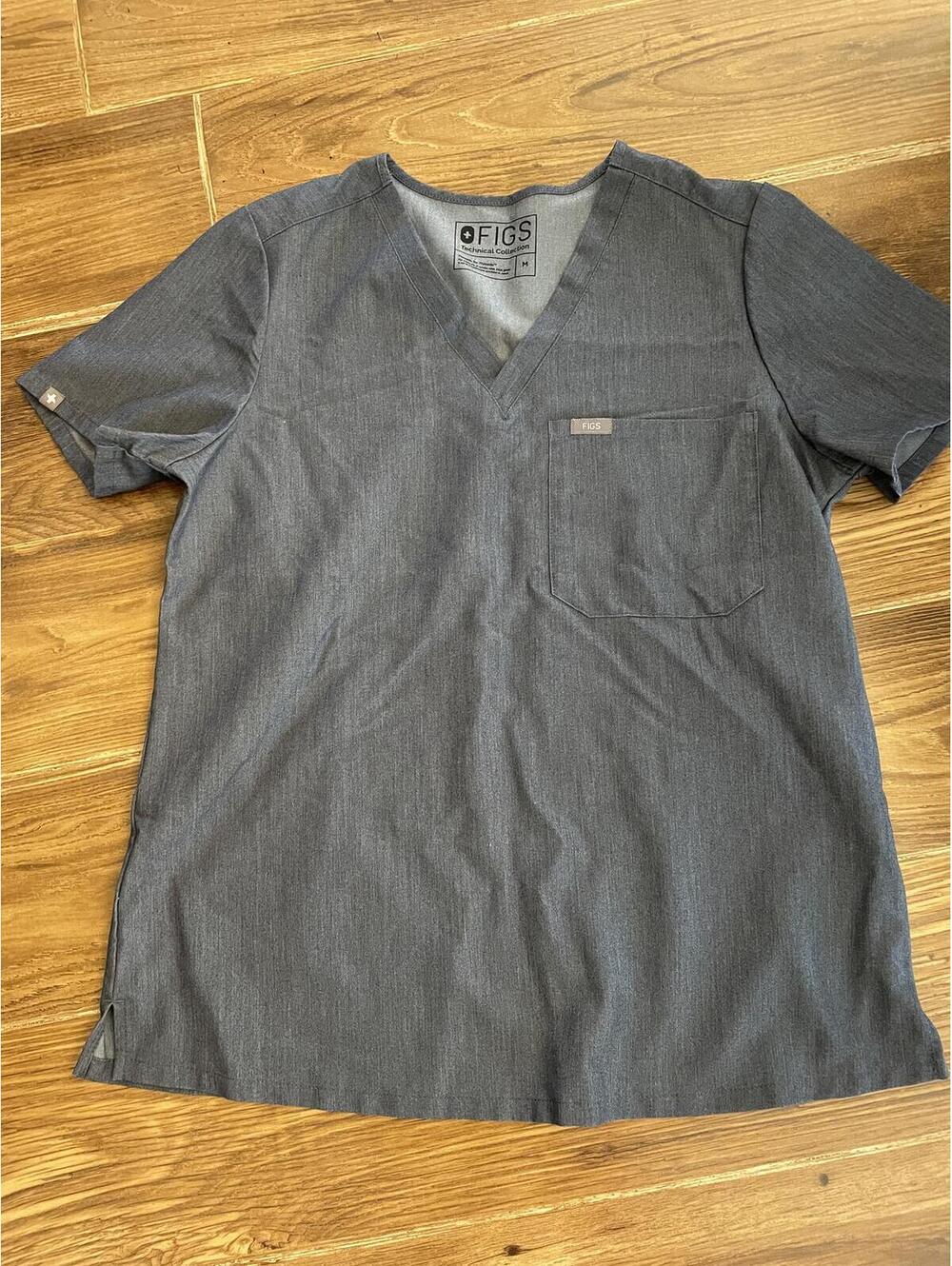 FIGS graphite scrub top NWOT M